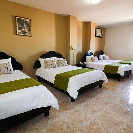 Hotel Puerta Del Sol Давид Екстериор снимка