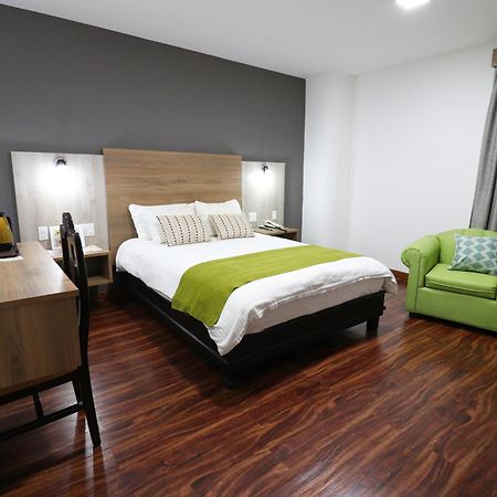 Hotel Puerta Del Sol Давид Екстериор снимка