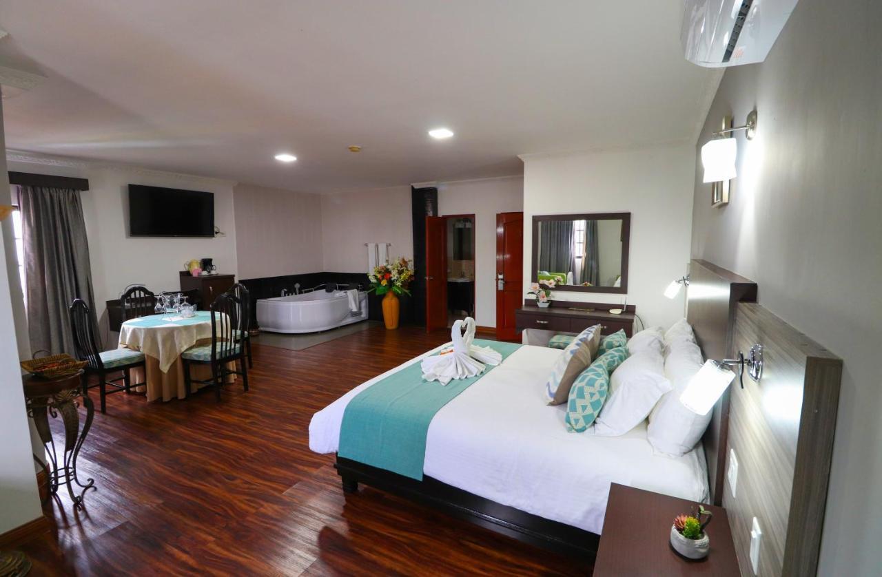 Hotel Puerta Del Sol Давид Екстериор снимка