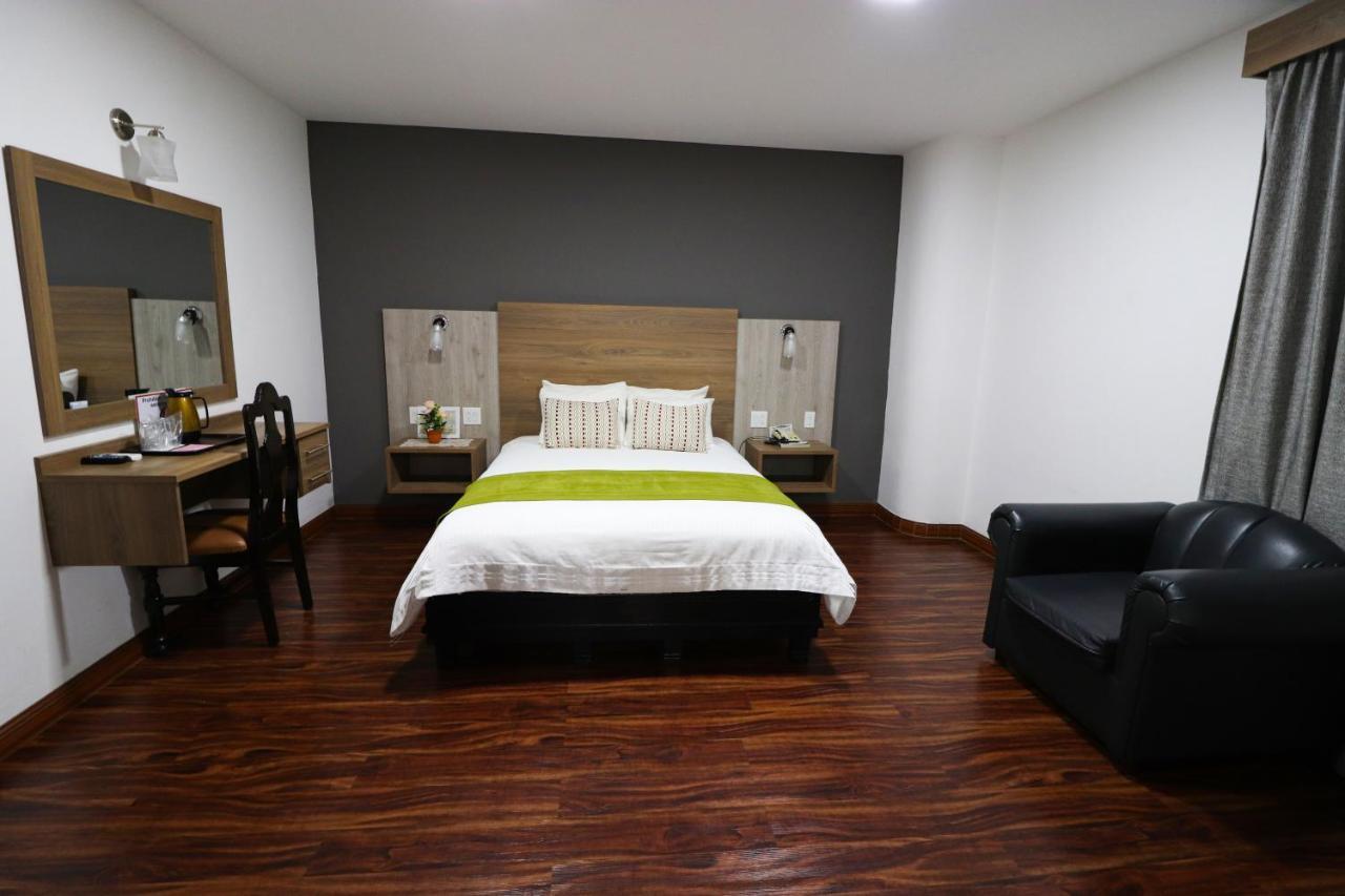 Hotel Puerta Del Sol Давид Екстериор снимка